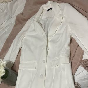 NWOT - SHEIN - White Oversized Blazer